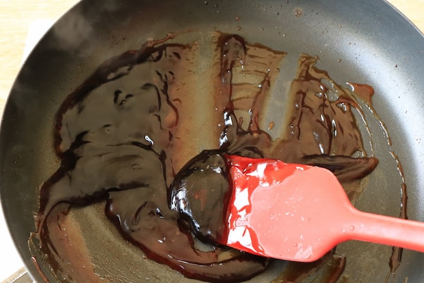 豚こま団子と長芋の黒酢あん