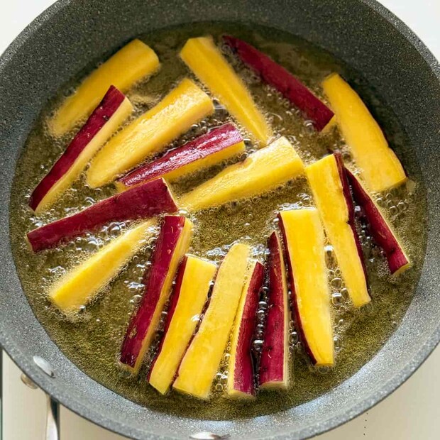 フライドさつまいも〜ハニーチーズディップ添え