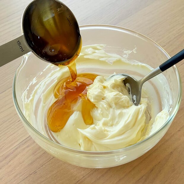 フライドさつまいも〜ハニーチーズディップ添え