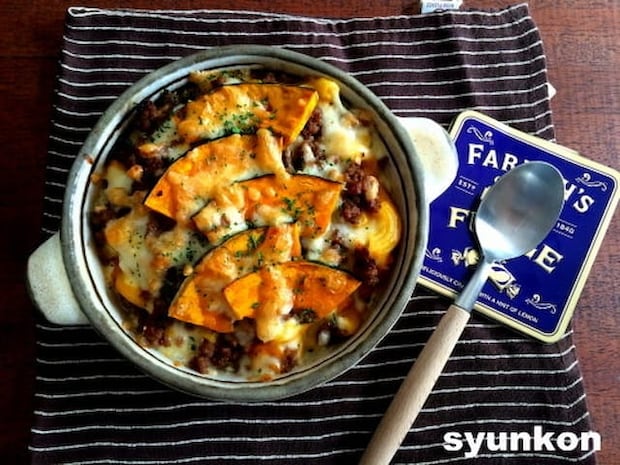 山本ゆりさんの「かぼちゃとひき肉のマカロニグラタン」レシピ