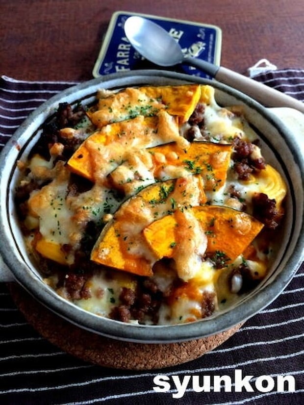 山本ゆりさんの「かぼちゃとひき肉のマカロニグラタン」レシピ