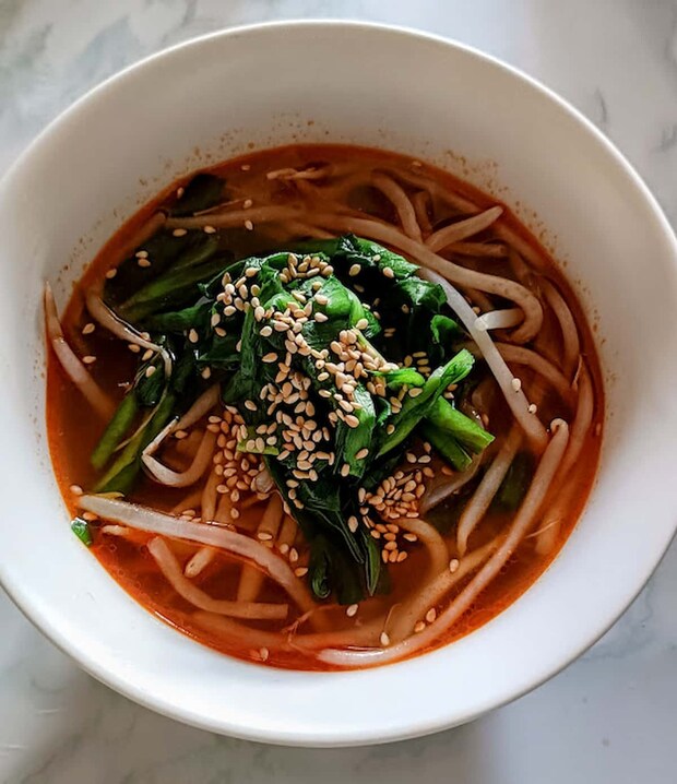 盛岡温麺　ユッケジャンスープ