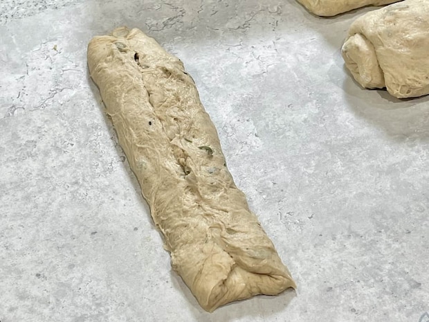 「パンプキンシードの全粒粉食パン」レシピ