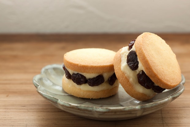 レーズンバターサンド (5個入り×2箱)