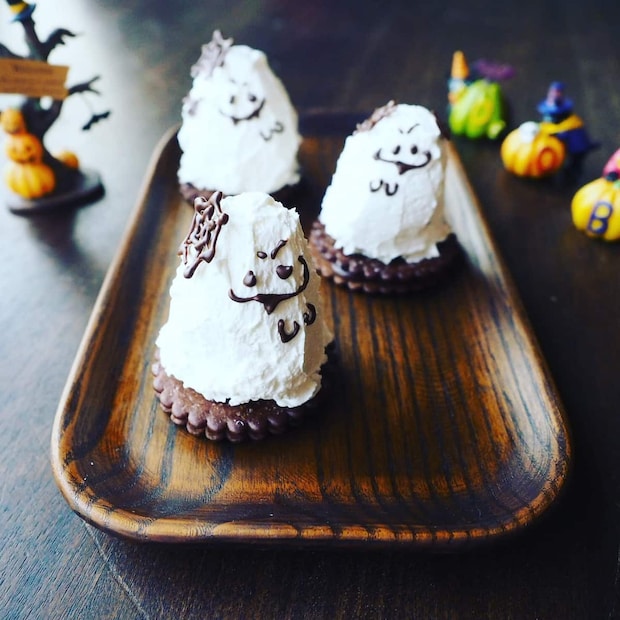 ハロウィンにぴったり!絞りいらずの「おばけモンブラン」の作り方