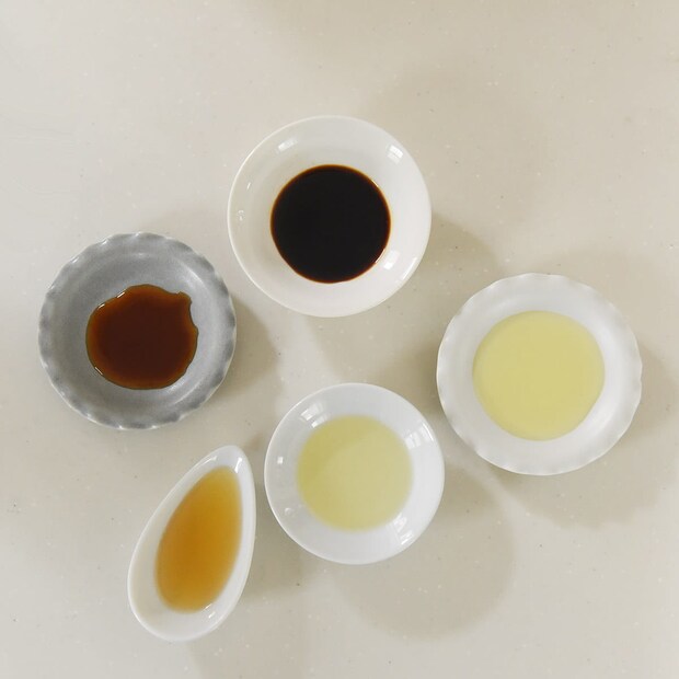 「油量少なめ」食生活を叶える、片手でシュッ!別注カラーのオイルスプレー