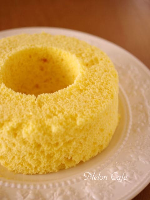 レンジで簡単♪ホットケーキミックス(HM)の優しいシフォンケーキ