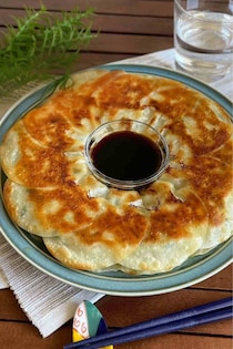 もうふつうの餃子には戻れない！「包まない餃子」が時短でおいしい♪