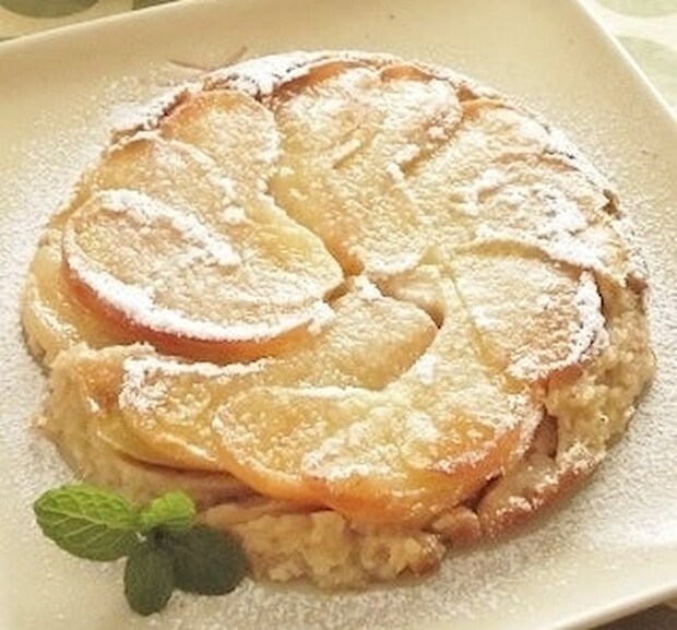 フライパンで作るりんごのケーキ