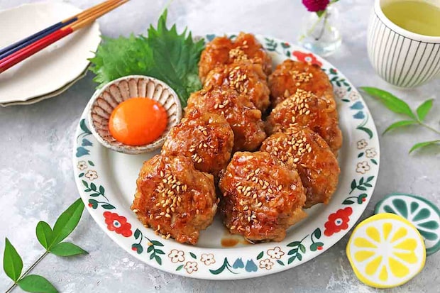 丸めないからラク！ふわふわ食感の「れんこん鶏つくね」簡単レシピ