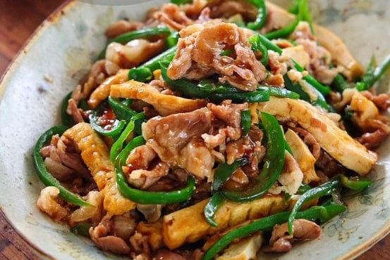 チンジャオロース