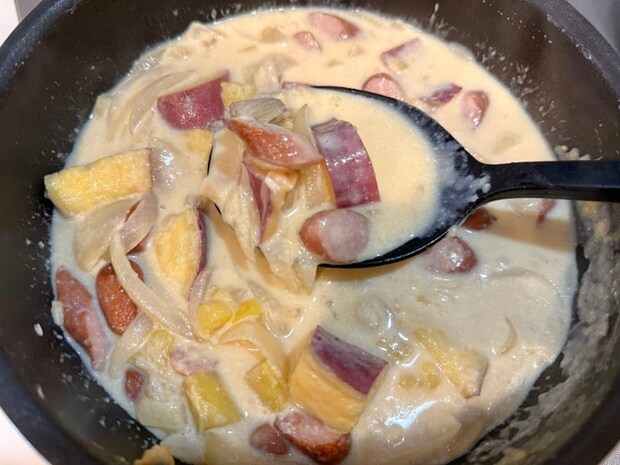 さつまいもグラタン まいのおやつ つぶしたさつまいもでとろみをつける