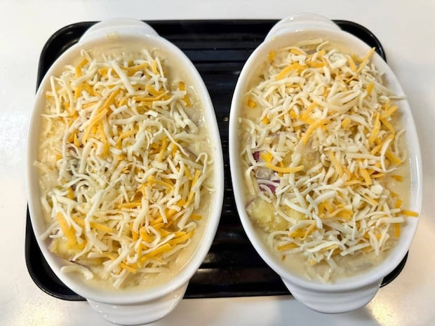 さつまいもグラタン まいのおやつ つぶしたさつまいもでとろみをつける チーズをかけて焼く