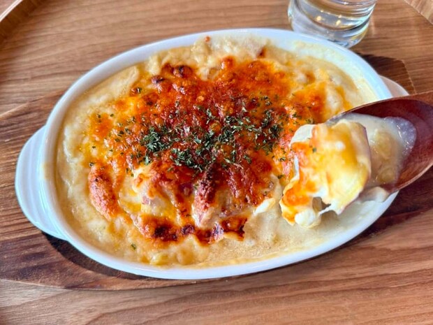 小麦粉がなくてもとろっと♪寒い日に食べたい「ほっこりさつまいもグラタン」