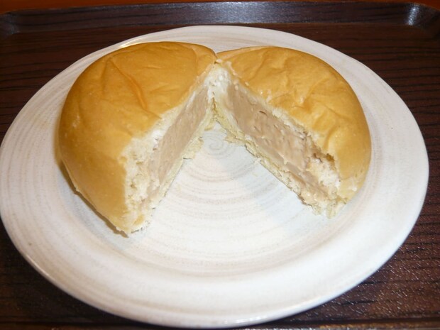 冷やして食べるとろけるくりーむパン　ミルクティー