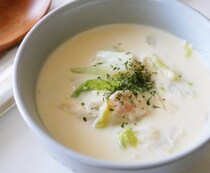 みんなに愛される味♪「白菜×ベーコン」のぽかぽかスープ