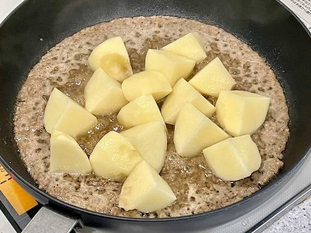 「じゃがいものそぼろ煮」レシピ