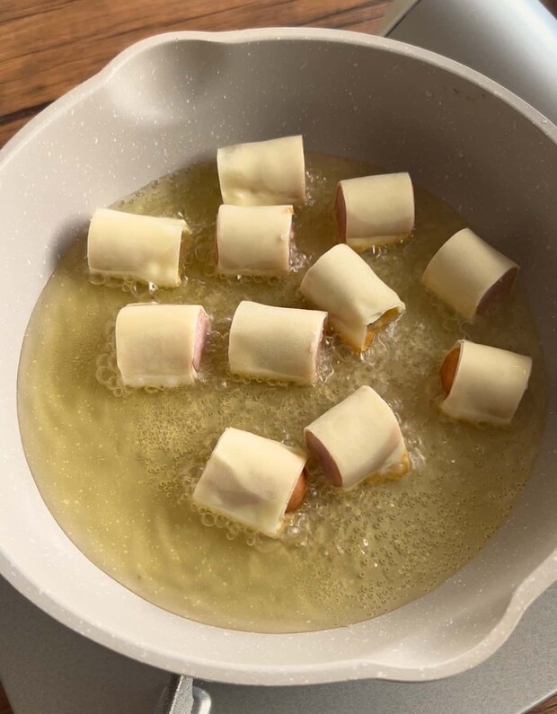 「バリバリウインナー」レシピ