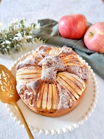 ホットケーキミックスで簡単♪「くるみとシナモンのりんごケーキ」の作り方