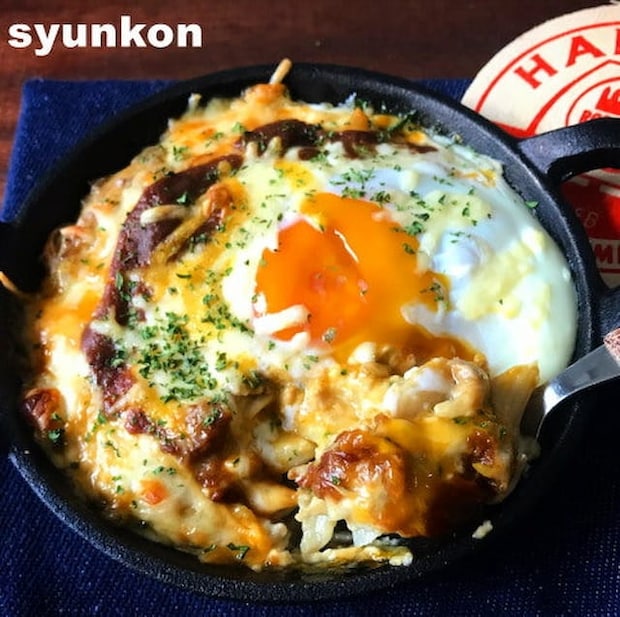 世界一簡単なマカロニグラタンをアレンジ！「とろ卵カレーグラタン」レシピ