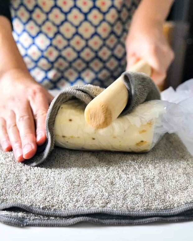 ちはる(@dake_meshi)さん長芋の皮のむき方