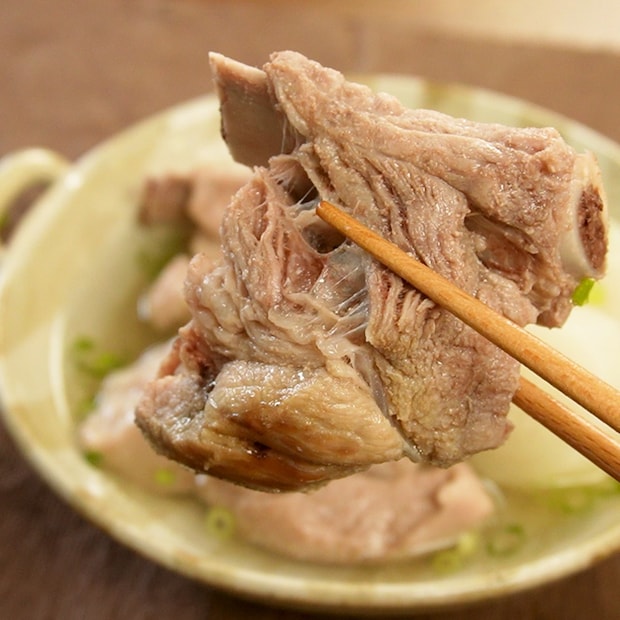 火の本豚スペアリブの煮込み料理