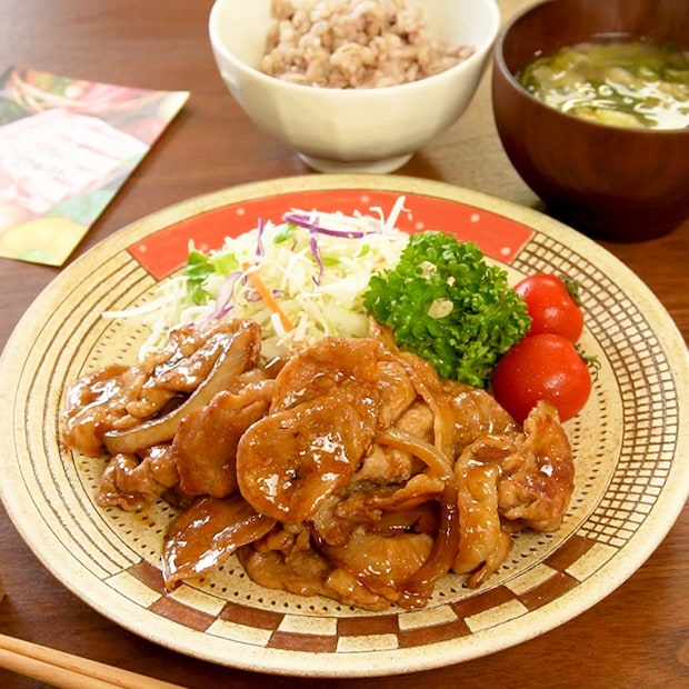 火の本豚切り落としの生姜焼き定食