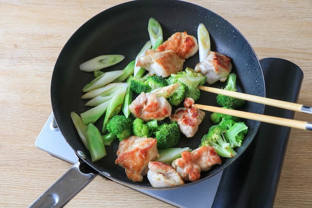 鶏肉とブロッコリーの中華炒め