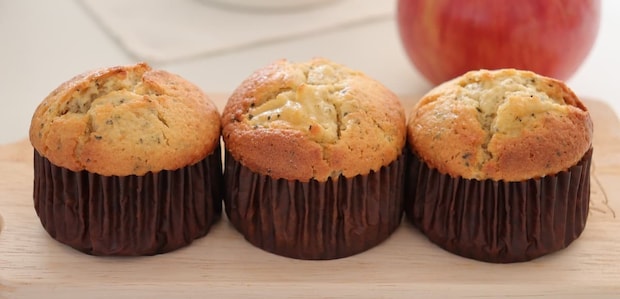 りんご1個でOK♪焼き立てサクふわ~な「紅茶りんごマフィン」の作り方