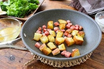 Mizukiさんが長年愛用！“焦げつき悩み”が消えるバッラリーニのフライパンとは？