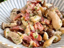 簡単すぎてリピ確定！レモン香る「しめじとベーコンのペペロン」レシピ
