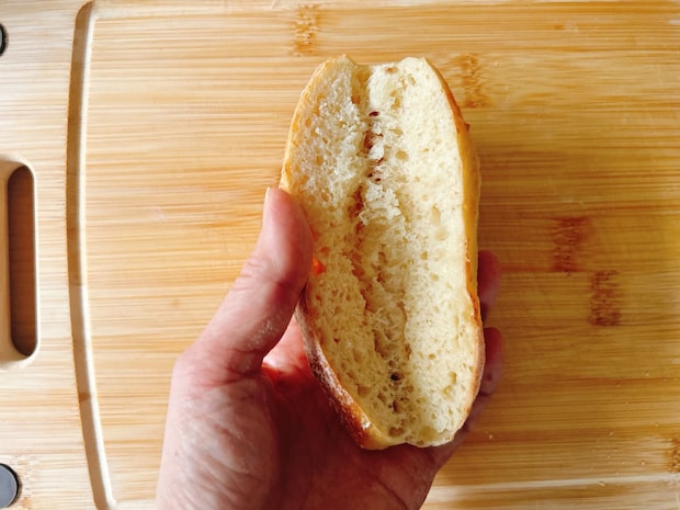 ミルクフランス切り込み