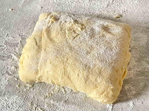 デニッシュ食パン