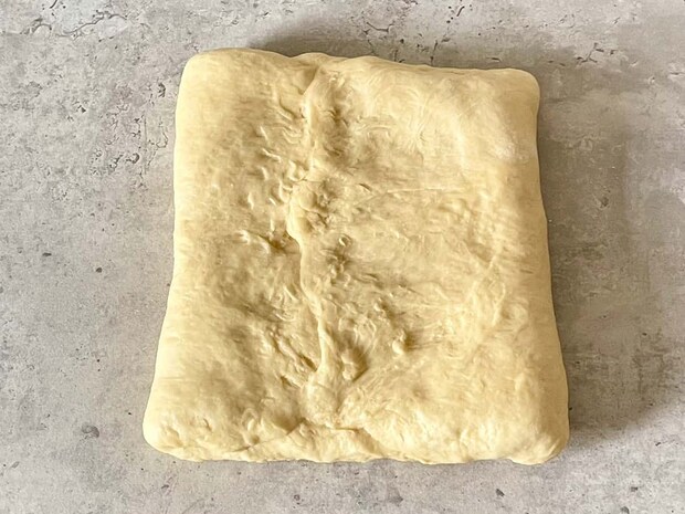 デニッシュ食パン