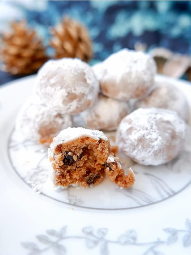 米粉のシュトーレン風スノーボール