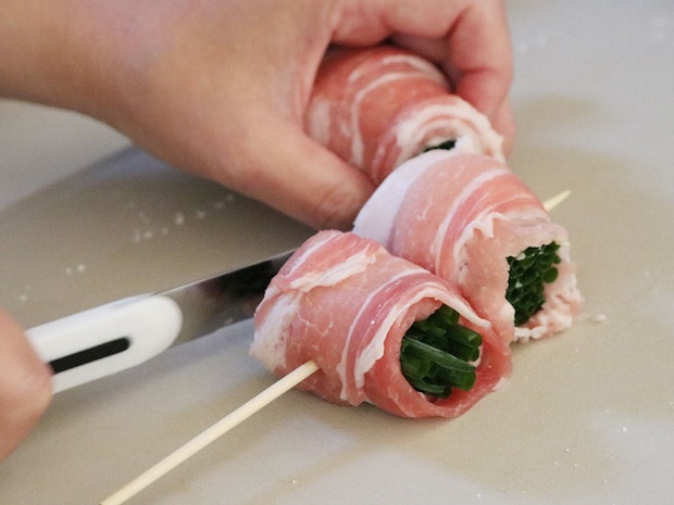 「超少煙グリル」でホームパーティーが盛り上がる!肉巻き&チーズフォンデュの楽しみ方をご紹介