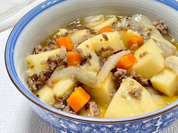 ごぼうのあおさ塩唐揚げ焼き(あんかけ肉じゃが)