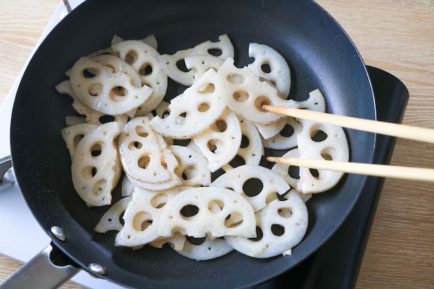 れんこんの梅きんぴら