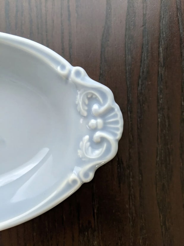 スタジオエム「アカンサス」ふち