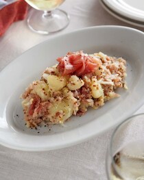 簡単なのに華やか！パーティーにもぴったりな「ごちそうサラダ」レシピ