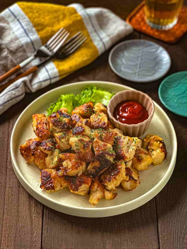 「漬けて焼くだけサイコロチキン」レシピ