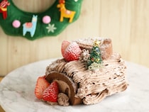 切れてるロールケーキでOK！10分で作れる簡単「ブッシュ・ド・ノエル」