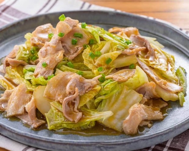 SNSで“いいね”殺到!味ぽんで誰でも絶品「豚バラ白菜炒め」の作り方