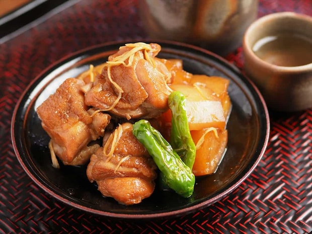 筋肉料理人さん鶏もも肉と大根の角煮