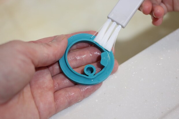 セリア「水筒ブラシ」