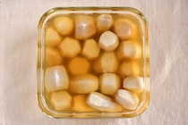 「里芋」は「だし」で煮るとおいしく便利！お正月料理やおつまみにも◎