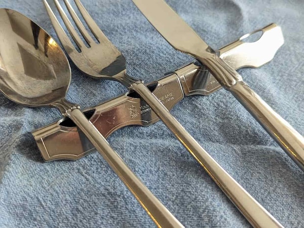 ダイソー カトラリーレスト 使用例