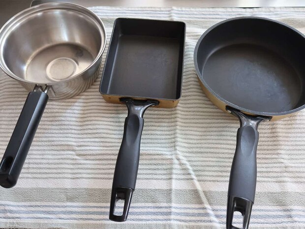 お弁当作りへのハードルが低くなる。三品同時調理&洗い物が減る「仕切りつきフライパン」