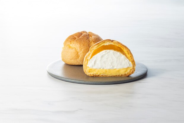 セブン「濃厚バニラのカスタードシュー」＆「たっぷりホイップのダブルシュー」