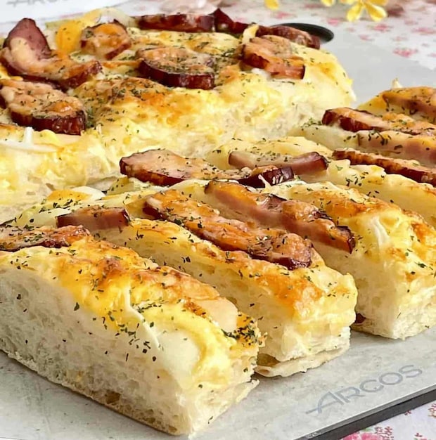 「ブロックベーコンで作るケーゼドッグ」レシピ